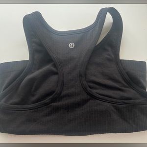 Lululemon ebb street cropped tank, with padding, size 8